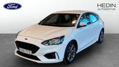 Vit (white) Begagnad 2018 Ford Focus ST-Line Halvkombi | 129 900 kr (Bra pris)