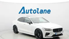 Vit Begagnad 2020 Volvo S60 R-Design Sedan | 299 900 kr (Marknadspris)