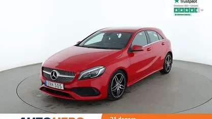 Röd Begagnad 2018 Mercedes A180 Style Halvkombi | 187 000 kr (Marknadspris)