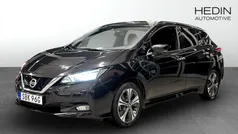 Svart (black) Begagnad 2021 Nissan Leaf N-Connecta Halvkombi | 179 900 kr (Marknadspris)