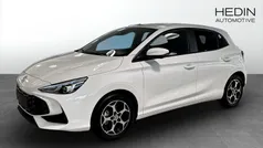 Vit Ny 2024 MG MG3 Luxury Halvkombi | 269 990 kr (Marknadspris)