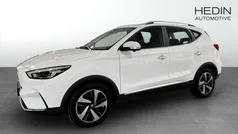 Vit (white) Begagnad 2022 MG ZS Luxury Sedan | 249 900 kr (Superpris)