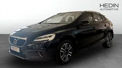 Svart (black) Begagnad 2016 Volvo V40 CC Business Edition Kombi | 154 900 kr (Marknadspris)