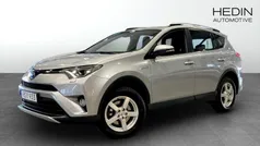 Silver Begagnad 2016 Toyota RAV4 Hybrid SUV | 219 900 kr (Marknadspris)