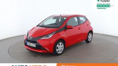 Röd Begagnad 2017 Toyota Aygo X-play Halvkombi | 117 000 kr (Marknadspris)