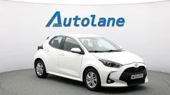 Vit Begagnad 2020 Toyota Yaris Active Halvkombi | 179 900 kr (Marknadspris)