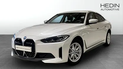 Begagnad 2023 BMW i4 Sport Line Sedan | 448 700 kr (Bra pris)