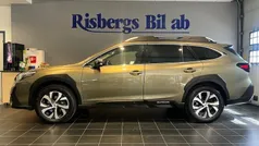 Grön Begagnad 2022 Subaru Outback SUV | 369 900 kr (Lite dyr)