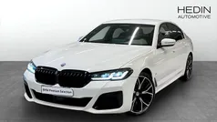 Vit (white) Begagnad 2022 BMW 520 M Sport Sedan | 508 700 kr (Dyr)