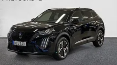 Svart Begagnad 2025 Peugeot 2008 Allure SUV | 259 800 kr (Marknadspris)