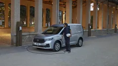 Ny 2025 Ford Transit Trend Pickup | 272 000 kr