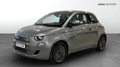 Grå Begagnad 2022 Fiat 500e Icon Halvkombi | 149 900 kr (Bra pris)
