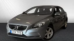 Blå Begagnad 2017 Volvo V40 Business Edition Kombi | 149 900 kr (Marknadspris)