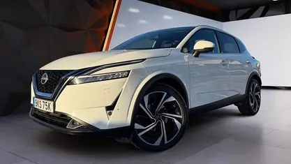 Begagnad Nissan Qashqai Tekna+ 158 HK (116 kW) 2023 Vit SUV