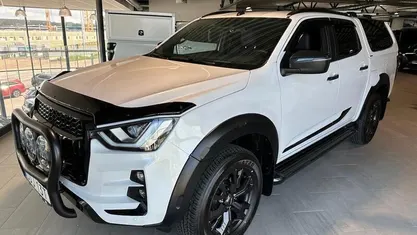 Vit Begagnad 2023 Isuzu D-Max Pickup | 439 900 kr