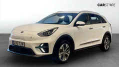 Vit Begagnad 2021 Kia e-Niro 2 SUV | 239 900 kr (Bra pris)