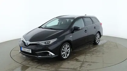 Svart Begagnad 2017 Toyota Auris Touring Sports Cool Kombi | 168 000 kr (Marknadspris)