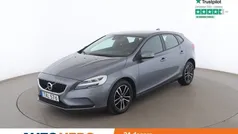 Grå Begagnad 2018 Volvo V40 Momentum Kombi | 192 000 kr (Marknadspris)