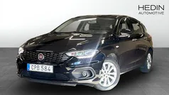 Svart (black) Begagnad 2017 Fiat Tipo Lounge Halvkombi | 99 900 kr (Marknadspris)