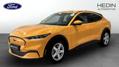 Orange Begagnad 2022 Ford Mustang Mach-E SUV | 364 900 kr (Marknadspris)