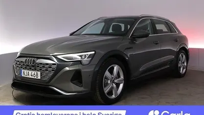 Begagnad Audi Q8 e-tron Proline 300 kW (408 HK) 2023 Grå SUV