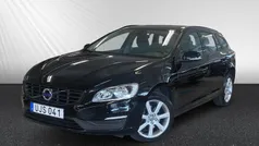 Svart Begagnad 2017 Volvo V60 Standard Kombi | 174 400 kr (Marknadspris)