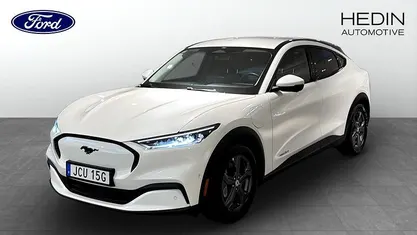 Vit (white) Begagnad 2022 Ford Mustang Mach-E Standard Range SUV | 339 900 kr (Marknadspris)