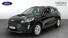 Svart Begagnad 2022 Ford Kuga Titanium SUV | 289 900 kr (Marknadspris)