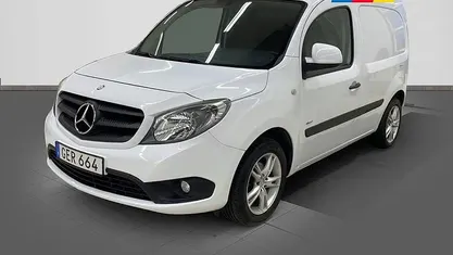 Vit Begagnad 2017 Mercedes Citan 109 Van | 99 900 kr (Marknadspris)