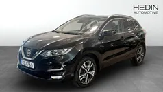 Svart (black) Begagnad 2018 Nissan Qashqai N-Connecta SUV | 169 900 kr (Marknadspris)