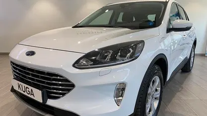Begagnad 2023 Ford Kuga Titanium SUV | 269 900 kr (Marknadspris)