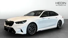 Vit (white) Begagnad 2025 BMW M5 Comfort Edition Sedan | 1 459 700 kr