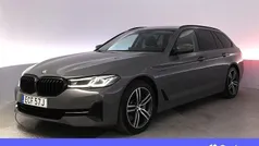 Grå Begagnad 2021 BMW 530e Shadowline Kombi | 349 900 kr (Marknadspris)