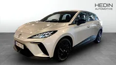 Grå (grey) Begagnad 2023 MG MG4 EV Halvkombi | 259 900 kr (Marknadspris)