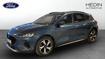 Begagnad 2023 Ford Focus Active Halvkombi | 184 900 kr (Bra pris)