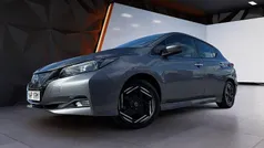 Grå Begagnad 2022 Nissan Leaf Acenta Halvkombi | 178 900 kr (Marknadspris)