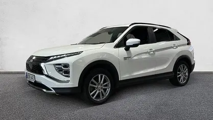 Vit Begagnad 2023 Mitsubishi Eclipse Cross Edition SUV | 269 000 kr (Marknadspris)