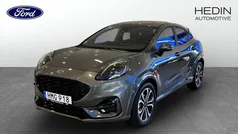 Grå (grey) Begagnad 2022 Ford Puma ST-Line Halvkombi | 219 900 kr (Marknadspris)