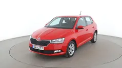 Röd Begagnad 2018 Skoda Fabia Style Halvkombi | 113 000 kr (Marknadspris)