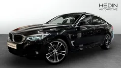 Svart (black) Begagnad 2018 BMW 330 Comfort Edition Halvkombi | 284 700 kr (Superpris)