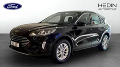 Svart (black) Begagnad 2022 Ford Kuga Titanium SUV | 244 900 kr (Marknadspris)