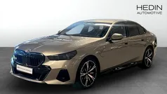 Grå (grey) Begagnad 2025 BMW 530e M Sport Sedan | 699 700 kr (Bra pris)
