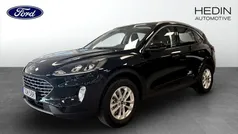 Svart (black) Begagnad 2021 Ford Kuga Titanium SUV | 249 900 kr (Bra pris)