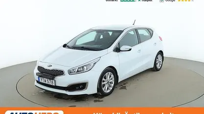 Vit Begagnad 2017 Kia Ceed Advance Halvkombi | 131 000 kr (Marknadspris)