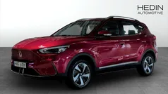 Röd (red) Begagnad 2022 MG ZS Luxury Sedan | 244 900 kr (Bra pris)