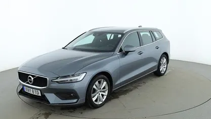 Begagnad 2021 Volvo V60 Momentum Kombi | 221 000 kr (Marknadspris)