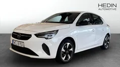 Vit (white) Begagnad 2022 Opel Corsa-e Design Edition Halvkombi | 189 000 kr (Marknadspris)