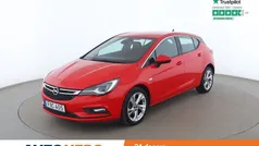 Röd Begagnad 2015 Opel Astra Dynamic Halvkombi | 113 000 kr (Marknadspris)