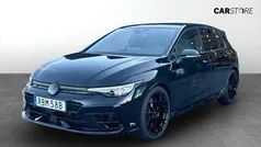 Begagnad 2025 VW Golf VIII Black Edition Kombi | 529 900 kr
