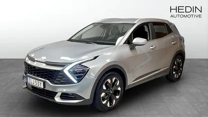 Grå (grey) Begagnad 2024 Kia Sportage Advance SUV | 399 900 kr (Marknadspris)